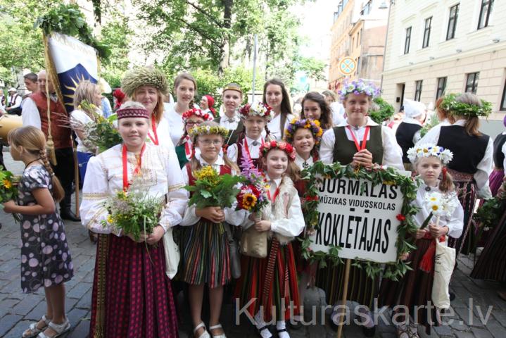 Jūrmalas mūzikas vidusskolas koklētāju ansamblis 